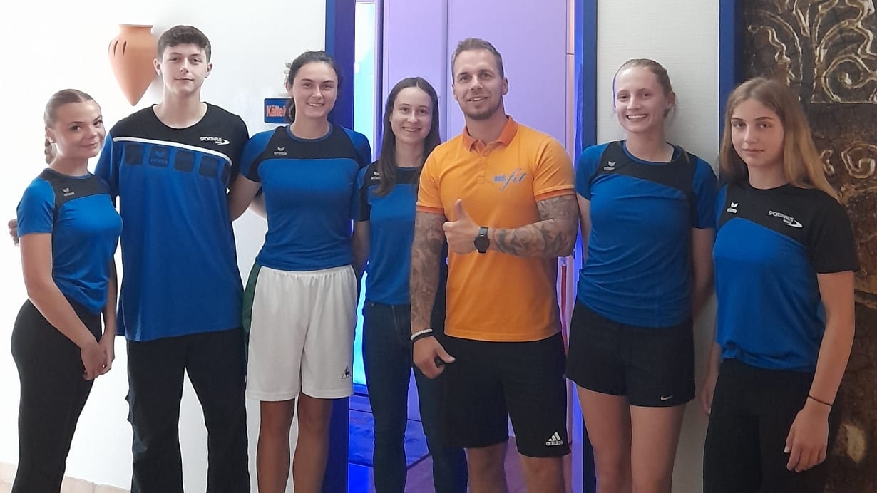 Unser Nachwuchs mit MEDIFIT-Trainer Florian