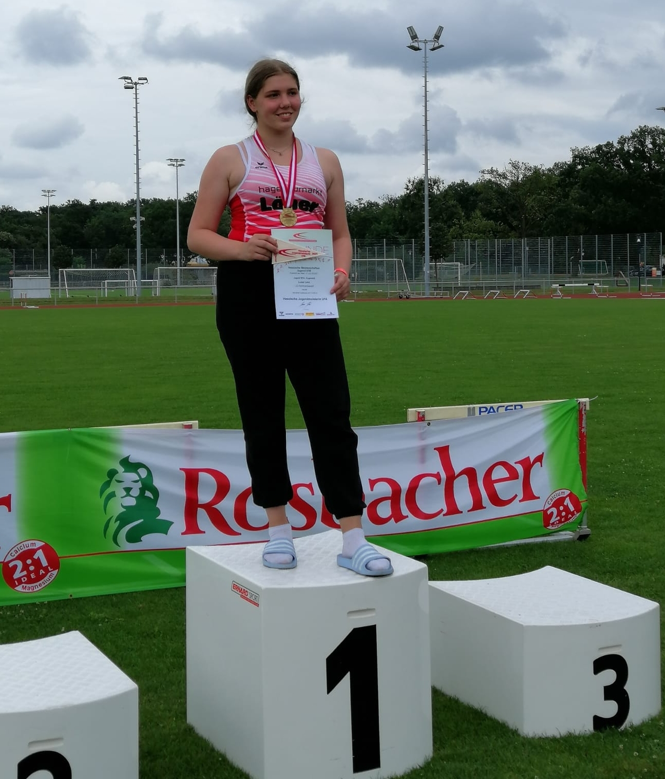 Breaking News: Luisa Lenz Hessenmeisterin im Kugelstoßen !