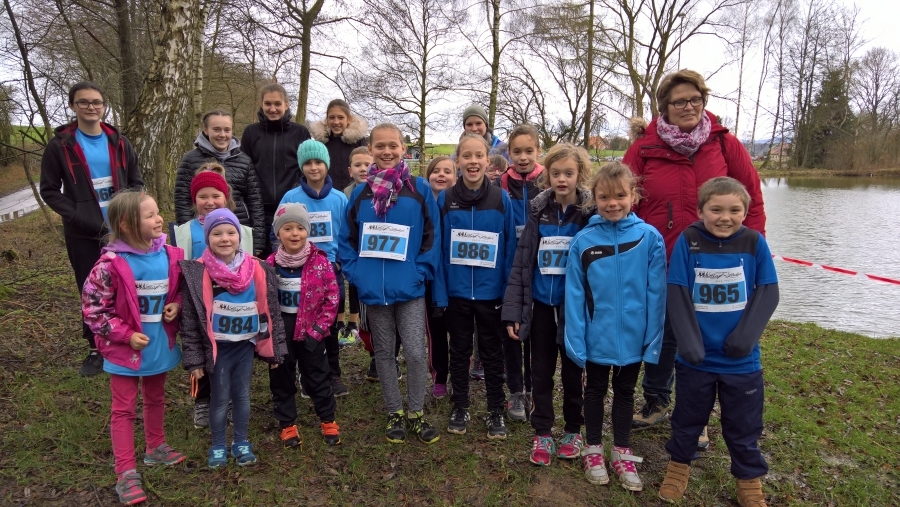 VfL erstmalig bei Crosslauf-Kreismeisterschaften dabei - Jolina Schmidt und Anna Klingbeil Kreismeisterin