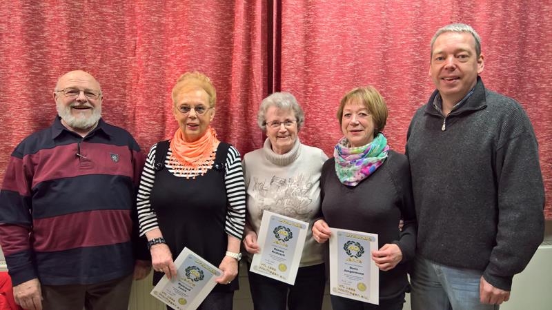 Auch Ehrungen stehen wieder auf der Tagesordnung. Unser Bild zeigt die Geehrten des Jahres 2017.