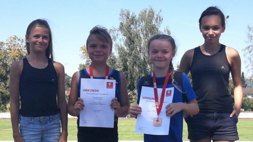 Stolzes Team: Antonie, Jolina, Josefin u. Johanna