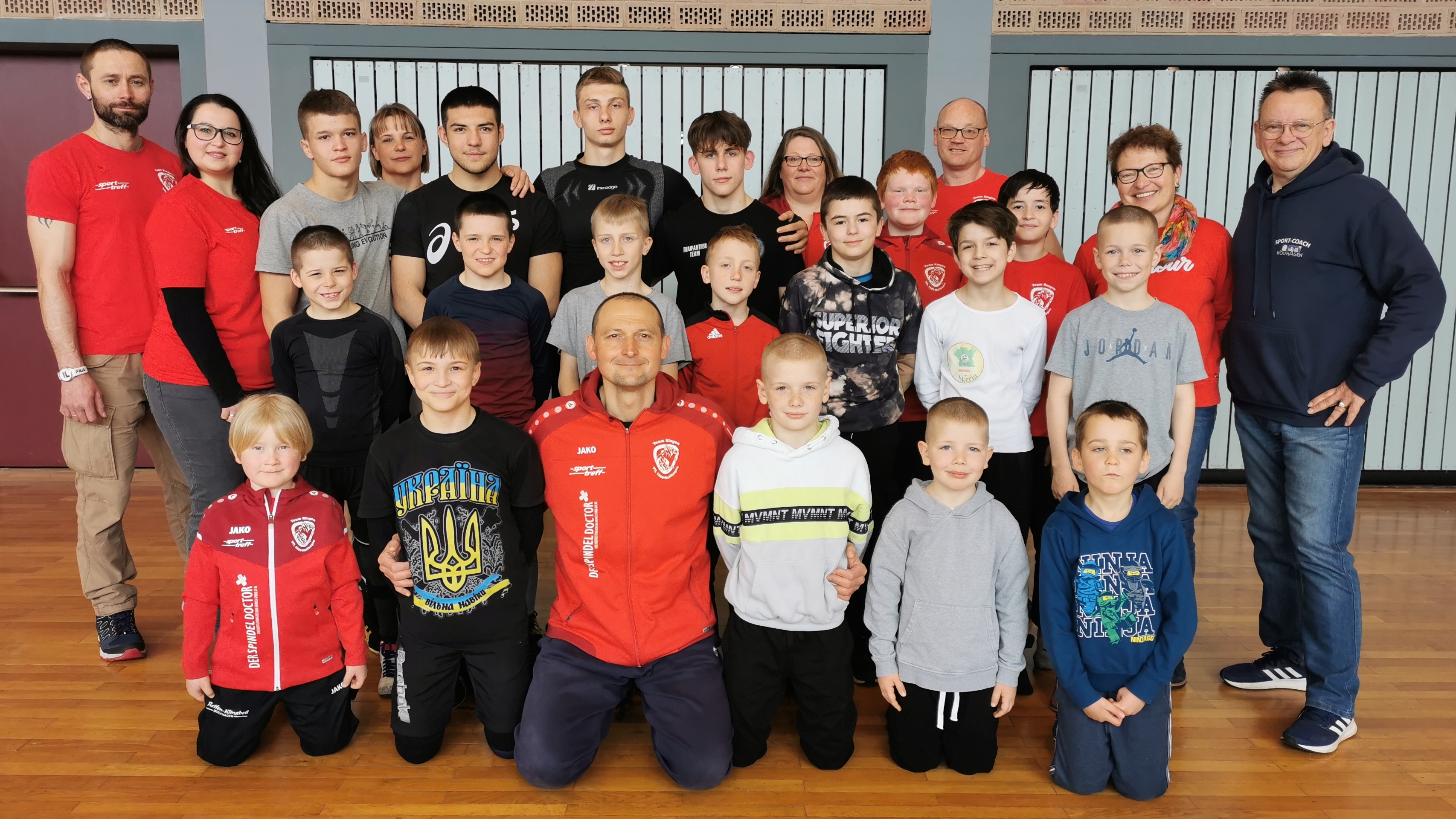 VfL dopomahaye ukrayinsʹkym bizhentsyam zi sportom