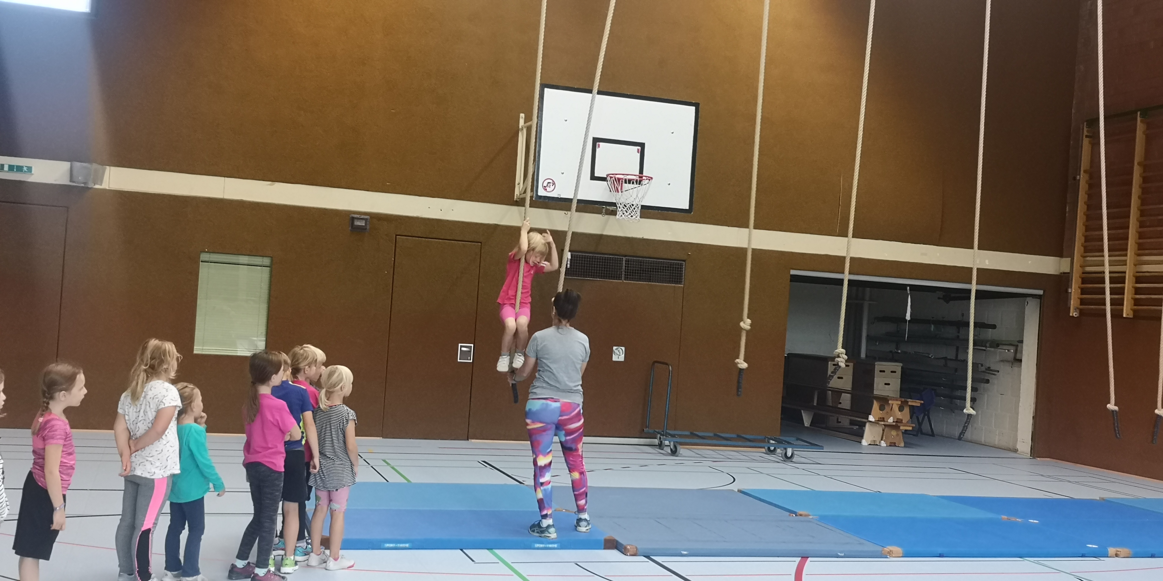 Achtung: Kinderturnen startet erst wieder am 10.10.23 !